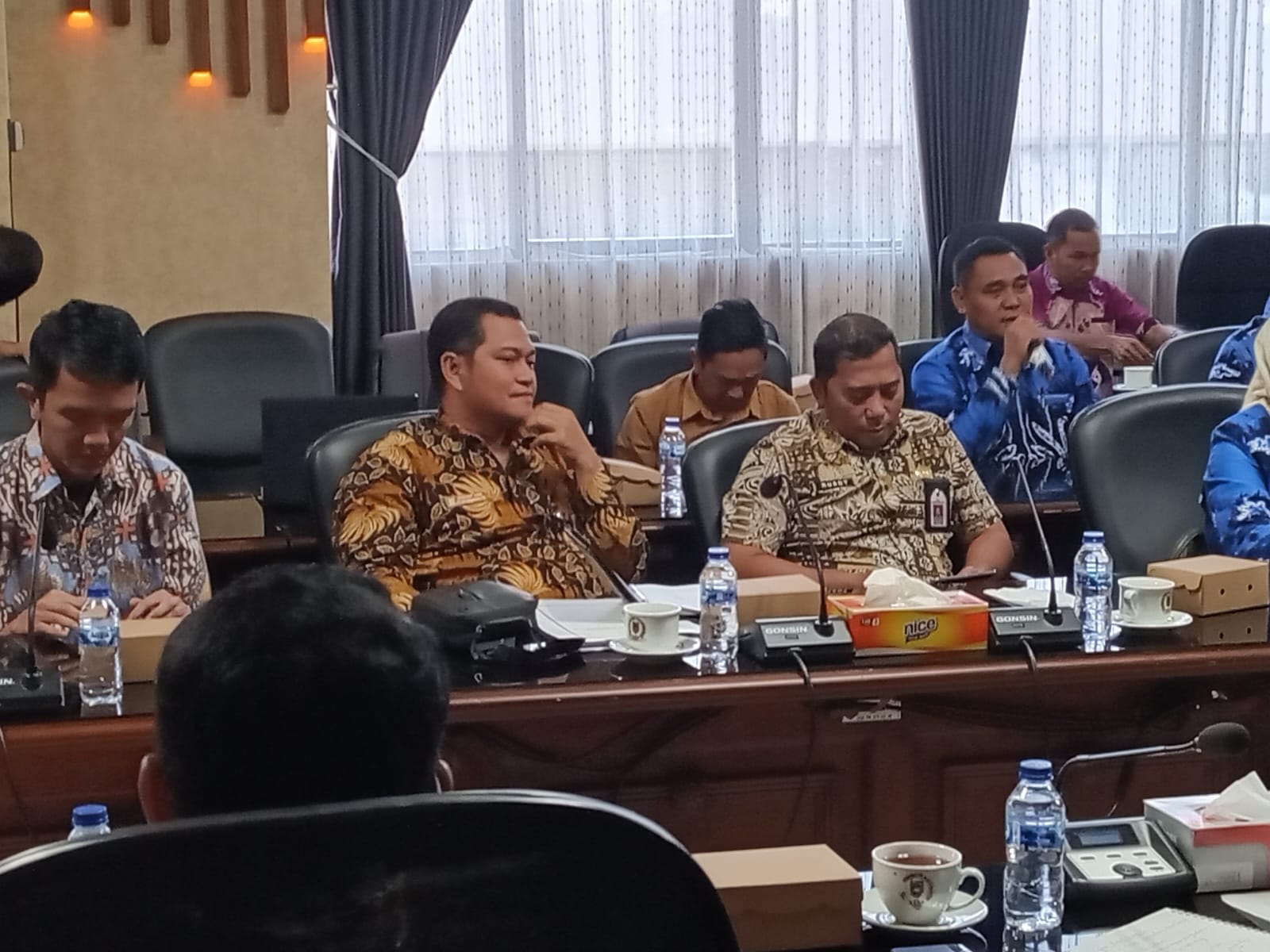 Ada Apa ???, Komisi ll DPRD Prov Kalsel Undang BPH Migas dan Pertamina