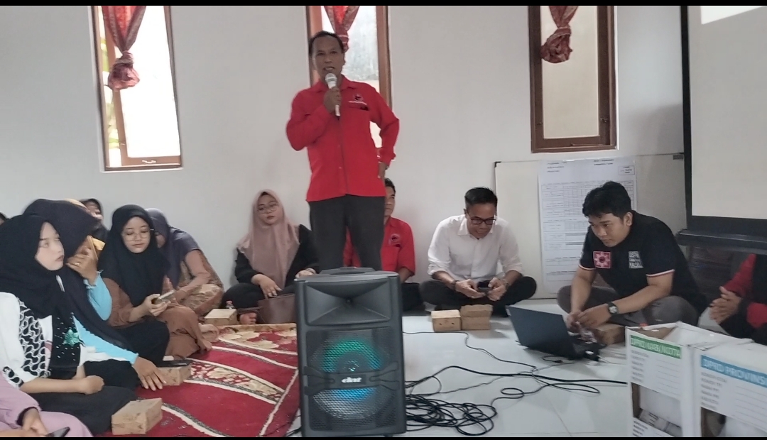 Partai PAC PDIP Kecamatan Kintap Gelar Pelatihan Saksi